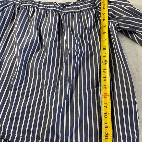 J Crew Off The Shoulder Top Blouse Women Size 12. Blue White Stripe 100% Cotton - Picture 4 of 8
